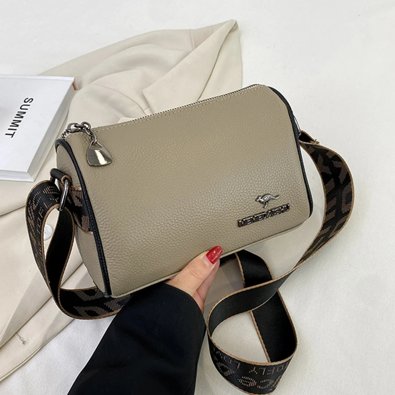 Carrier Genuine Leather Cowhide Handbag
